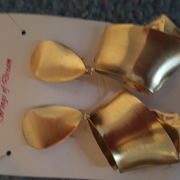 Jewelry - Picture 7 of 8